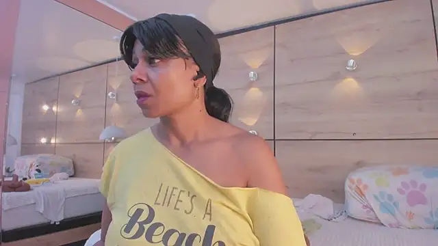 martina touss online show from November 26, 2025, 12:27 pm