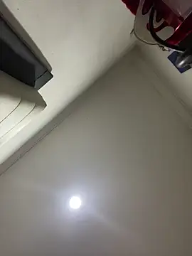 Charlotte cute18 online show from December 12, 2024, 2:26 am