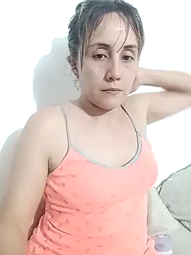 Isabel23zr online show from January 21, 2025, 2:43 am