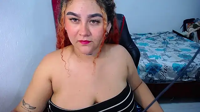 loly bigbooty4u online show from February 26, 2026, 4:45 am