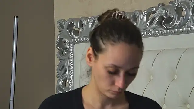 AliceMunro online show from April 9, 2026, 5:52 pm