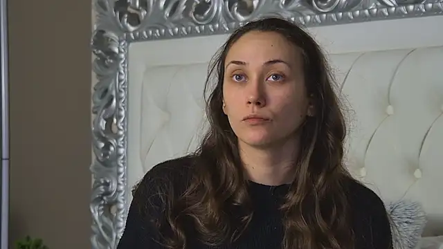 Snapshot of AliceMunro chatting on February 5, 2026, 6:04 pm AliceMunro online show from February 5, 2026, 6:04 pm