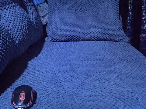 Lutyie online show from March 15, 2026, 11:01 pm