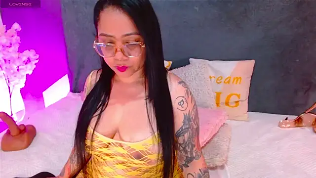 VeronicaBrunette online show from February 8, 2025, 6:54 am