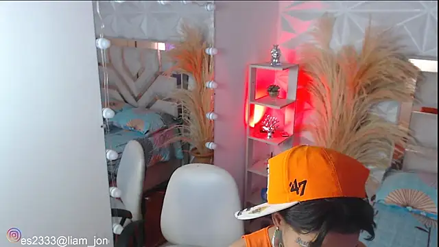 Jonesliam23 online show from October 30, 2025, 7:00 pm