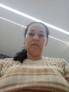 luisa curli online show from May 15, 2026, 11:36 pm
