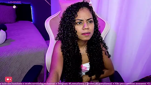 LorenaSirena online show from December 17, 2025, 11:10 pm