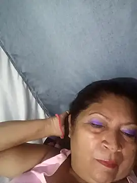 Snapshot of naysi chatting on February 5, 2025, 3:55 am naysi online show from February 5, 2025, 3:55 am