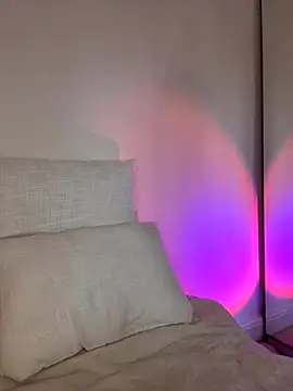 Snapshot of Vanesskaa chatting on November 24, 2025, 3:34 pm Vanesskaa online show from November 24, 2025, 3:34 pm