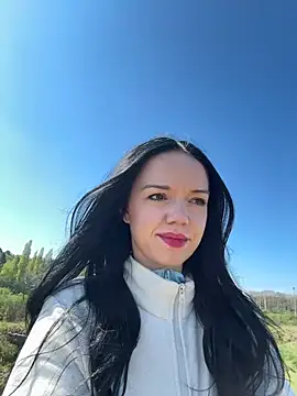 Snapshot of Vanesskaa chatting on April 23, 2026, 10:44 am Vanesskaa online show from April 23, 2026, 10:44 am