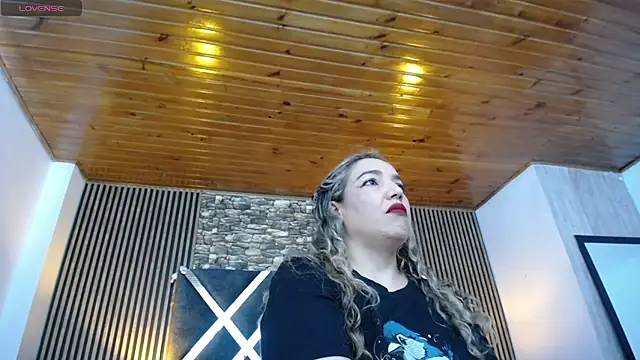 Snapshot of marie_hss chatting on May 4, 2026, 6:22 pm marie hss online show from May 4, 2026, 6:22 pm