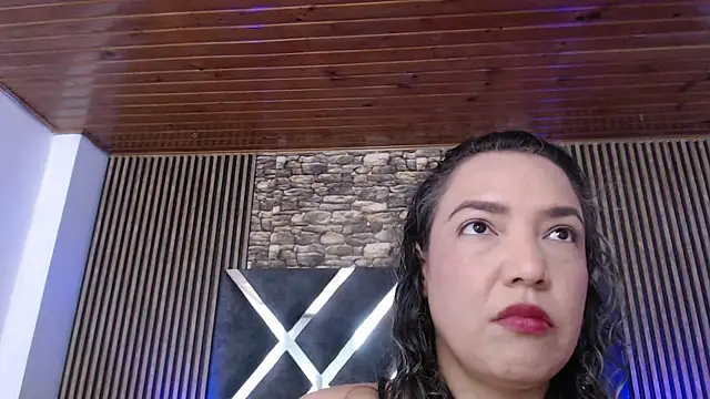 marie hss online show from November 17, 2025, 7:51 pm