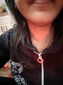 Snapshot of Bittu-rani chatting on February 6, 2025, 6:18 am Bittu-rani online show from February 6, 2025, 6:18 am