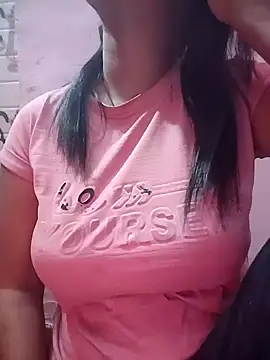 Snapshot of Bittu-rani chatting on February 2, 2025, 5:53 am Bittu-rani online show from February 2, 2025, 5:53 am