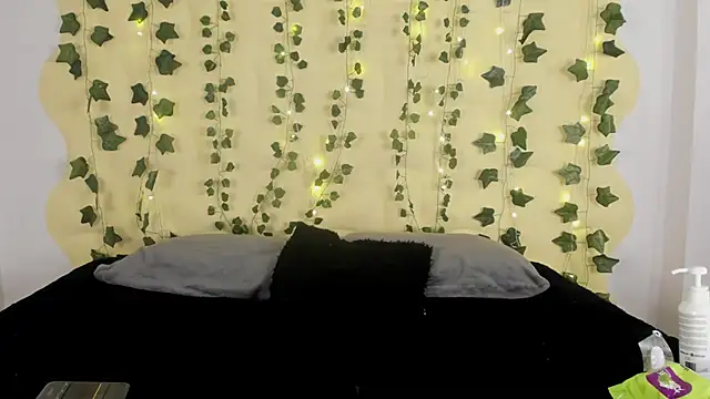 Snapshot of Natasha_Nasty2 chatting on February 16, 2025, 11:50 pm Natasha Nasty2 online show from February 16, 2025, 11:50 pm