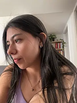 Snapshot of Liissa_cute_ chatting on February 10, 2026, 6:18 pm Liissa cute online show from February 10, 2026, 6:18 pm