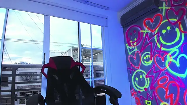 ANGEL NICOLAS online show from January 8, 2026, 10:05 pm