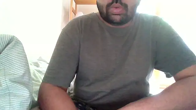 Snapshot of whoreboi98 chatting on June 21, 2026, 2:56 pm whoreboi98 online show from June 21, 2026, 2:56 pm