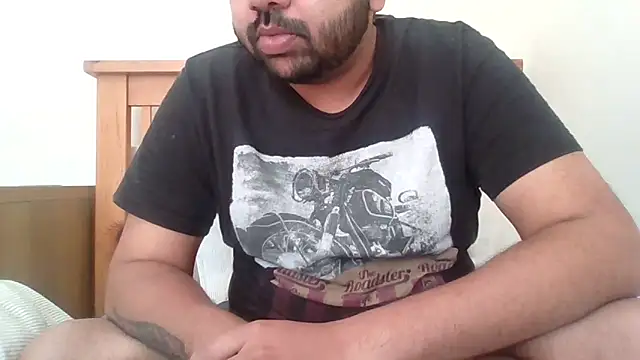 Snapshot of whoreboi98 chatting on April 24, 2026, 11:56 am whoreboi98 online show from April 24, 2026, 11:56 am