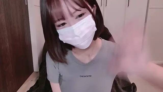 TsukasaSakai online show from March 20, 2025, 1:02 am