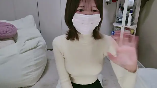 TsukasaSakai online show from December 21, 2025, 4:14 am