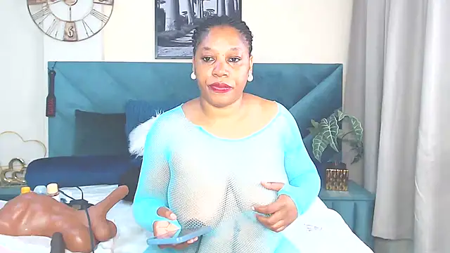 BubbleAngel online show from October 28, 2025, 6:45 am