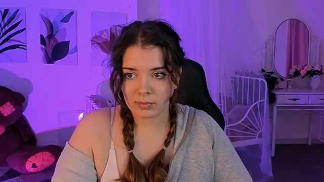 KeytSilvas online show from February 12, 2025, 6:09 pm