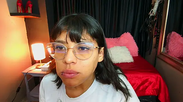 AvaLusty online show from February 12, 2026, 11:32 am