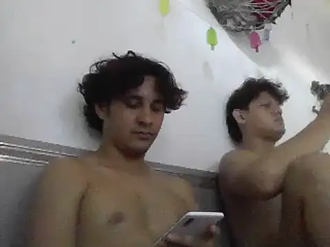 pedrodavid  online show from March 6, 2025, 9:31 pm