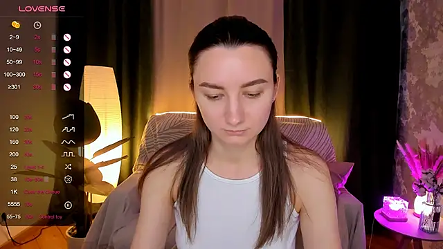 annacooleman online show from October 8, 2025, 2:24 am