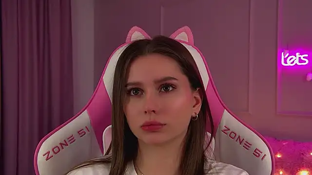 DianaVert online show from December 18, 2025, 6:23 pm