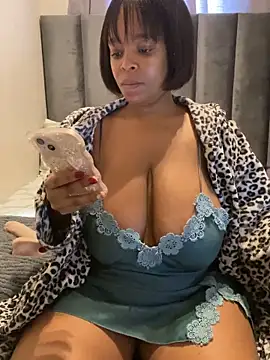 Snapshot of Saggy_areola95 chatting on June 9, 2026, 9:21 am Saggy areola95 online show from June 9, 2026, 9:21 am