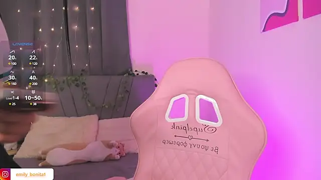 emy bonita1 online show from January 14, 2025, 1:15 am