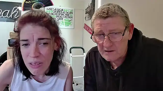 MelinahViking online show from November 29, 2025, 5:51 am