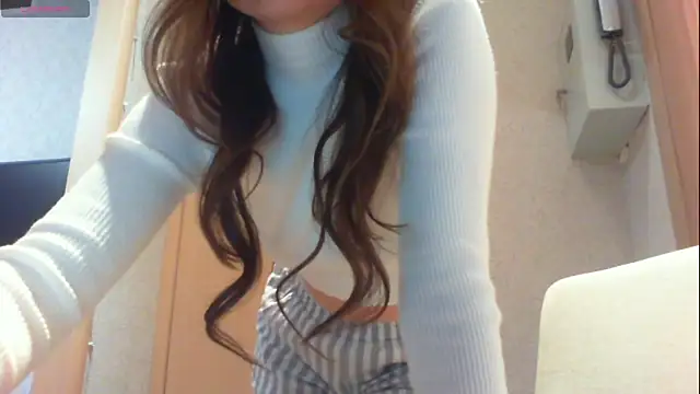 Snapshot of khu_yam chatting on February 1, 2026, 9:35 pm khu yam online show from February 1, 2026, 9:35 pm