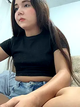 mia cooper 24 online show from September 22, 2025, 3:56 am