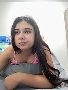 mia cooper 24 online show from March 21, 2025, 2:18 am