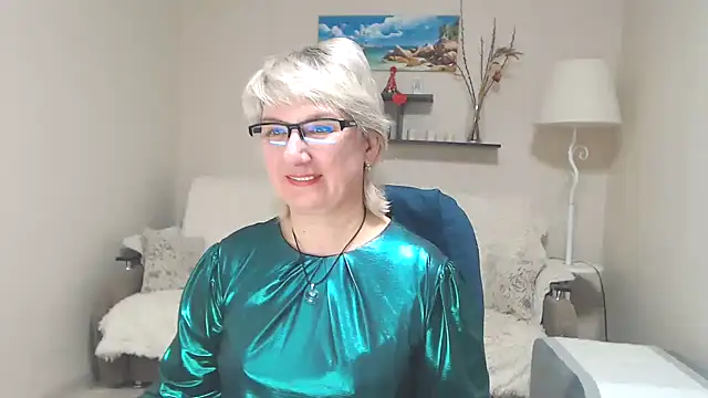 Snapshot of FleurMays chatting on February 19, 2025, 7:50 am FleurMays online show from February 19, 2025, 7:50 am