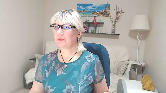 Snapshot of FleurMays chatting on March 14, 2025, 11:23 am FleurMays online show from March 14, 2025, 11:23 am