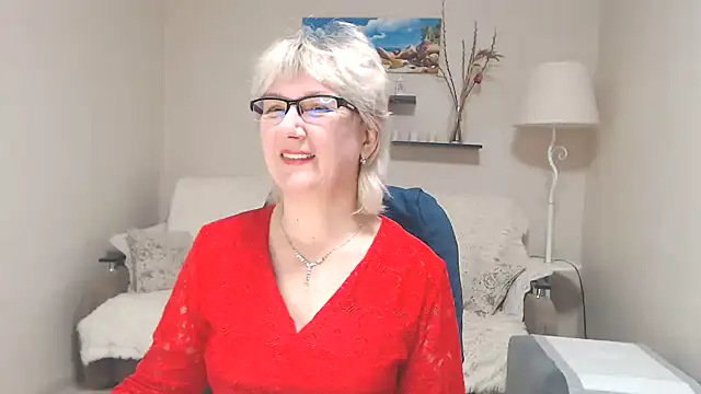 Snapshot of FleurMays chatting on February 18, 2025, 4:26 am FleurMays online show from February 18, 2025, 4:26 am