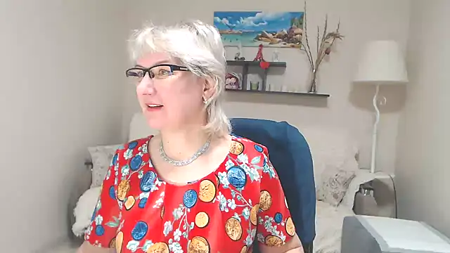 Snapshot of FleurMays chatting on February 14, 2025, 6:56 am FleurMays online show from February 14, 2025, 6:56 am