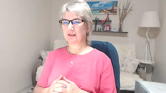 FleurMays online show from October 28, 2025, 3:07 am