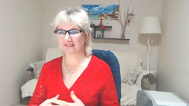 Snapshot of FleurMays chatting on February 18, 2025, 7:32 am FleurMays online show from February 18, 2025, 7:32 am