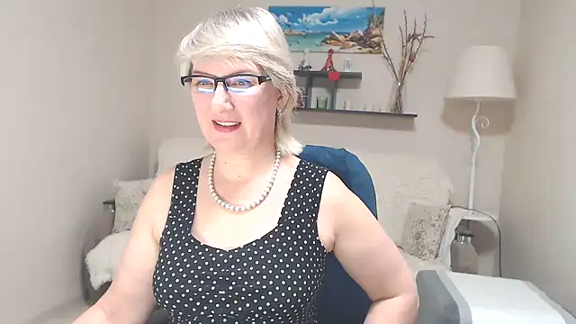 Snapshot of FleurMays chatting on March 9, 2025, 3:54 am FleurMays online show from March 9, 2025, 3:54 am