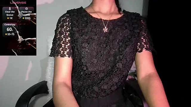 glowybekwa online show from March 11, 2025, 10:42 pm