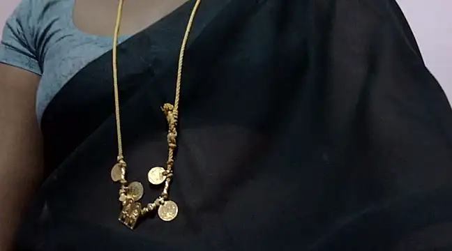 Hot akshara online show from February 26, 2025, 6:04 pm