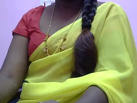 Snapshot of Hot_akshara chatting on November 6, 2025, 6:45 pm Hot akshara online show from November 6, 2025, 6:45 pm