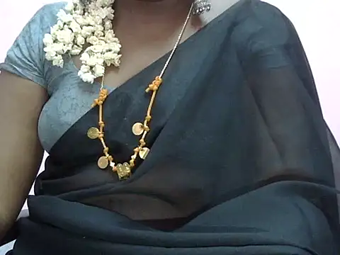 Snapshot of Hot_akshara chatting on March 7, 2026, 5:36 am Hot akshara online show from March 7, 2026, 5:36 am