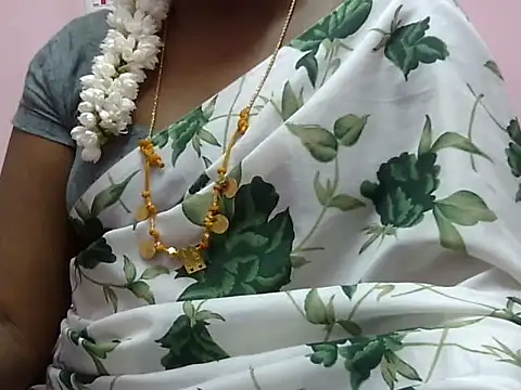 Snapshot of Hot_akshara chatting on February 18, 2026, 1:51 pm Hot akshara online show from February 18, 2026, 1:51 pm