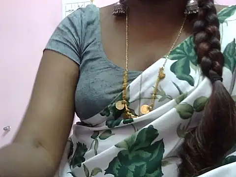 Snapshot of Hot_akshara chatting on December 15, 2025, 2:34 pm Hot akshara online show from December 15, 2025, 2:34 pm